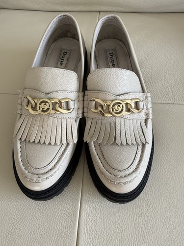 Dune flat leather - flat, cream.